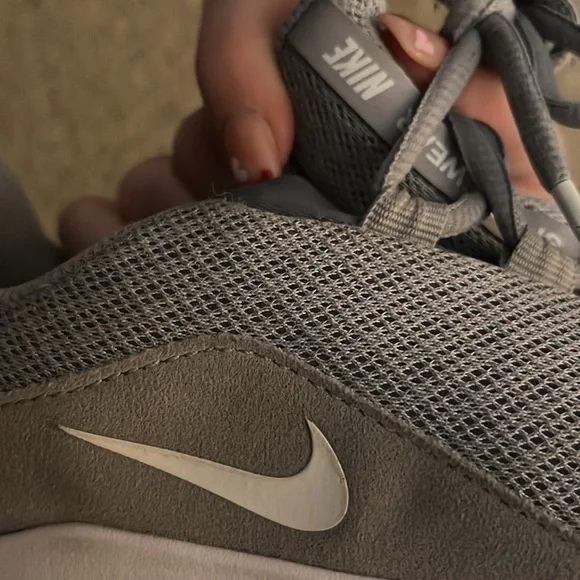 Nike Shoes - Picture 3 of 5